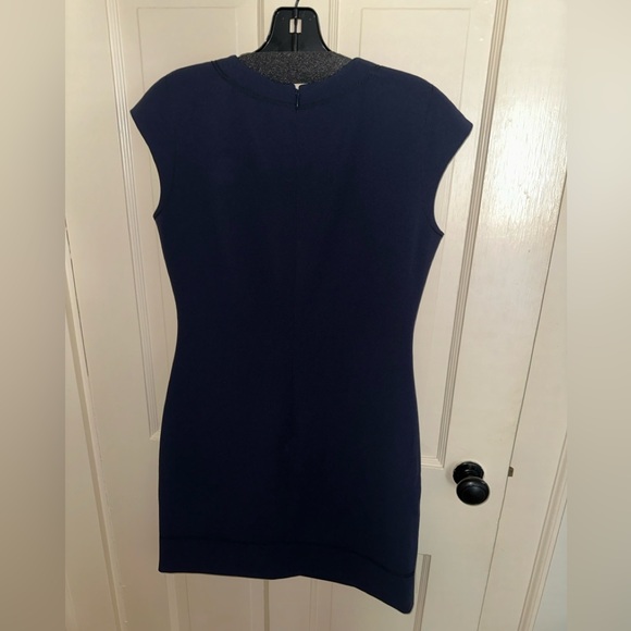 Theory Outlet Embroidered Shift Dress in Crepe, Nocturne Navy Size 2 - Picture 3 of 4